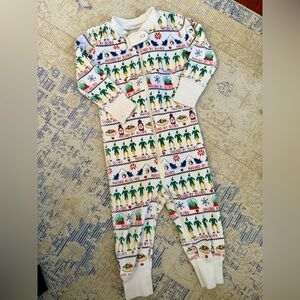 Hanna Andersson Elf pajamas size 75
